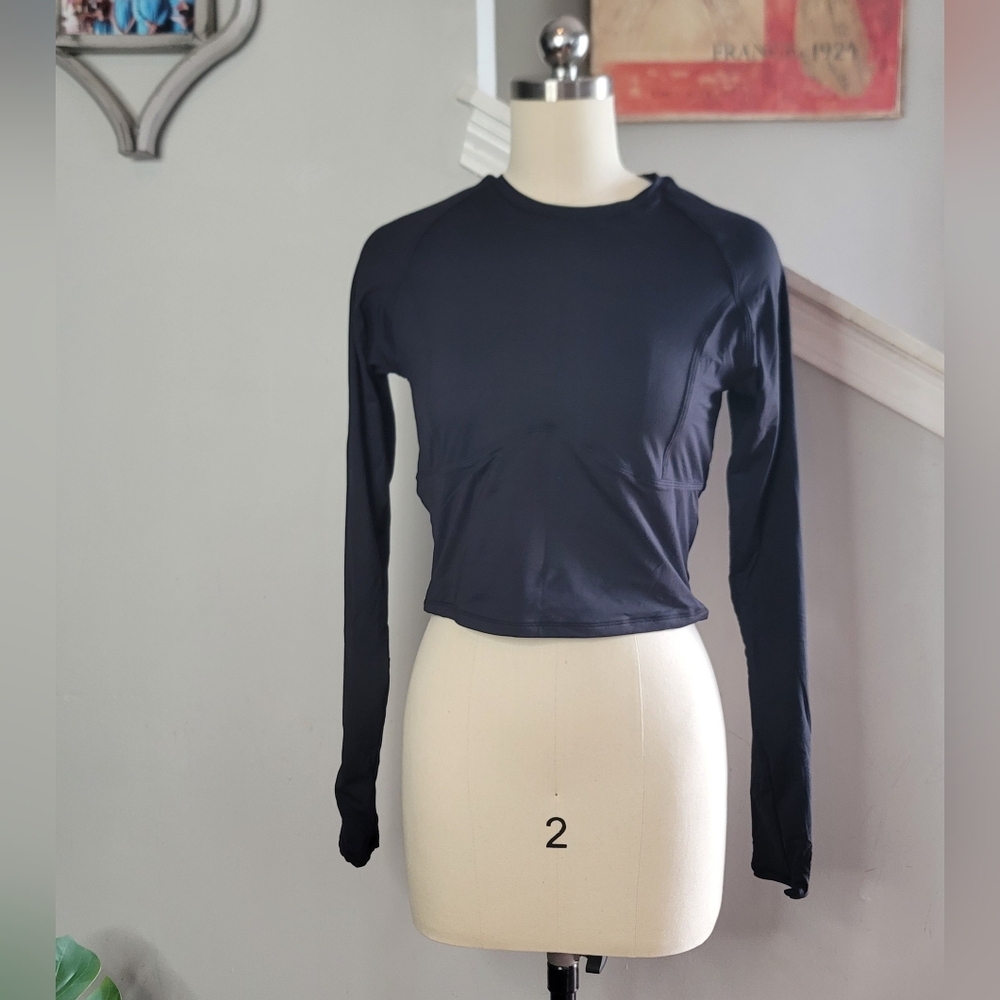 Qinsen Long Sleeve Top Crewneck Black Size Large NWT